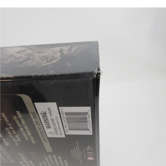 AMC's The Walking Dead Board Game ~ Cryptozoic Entertainment NEW SEALED - Picture 5 of 10